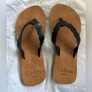 Reef Cushion Celine sandals NWOT size 7